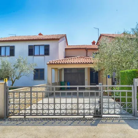 Fuer 4 Personen Ca 49 Qm In Fazana, Istrien Istrische Riviera Apartment